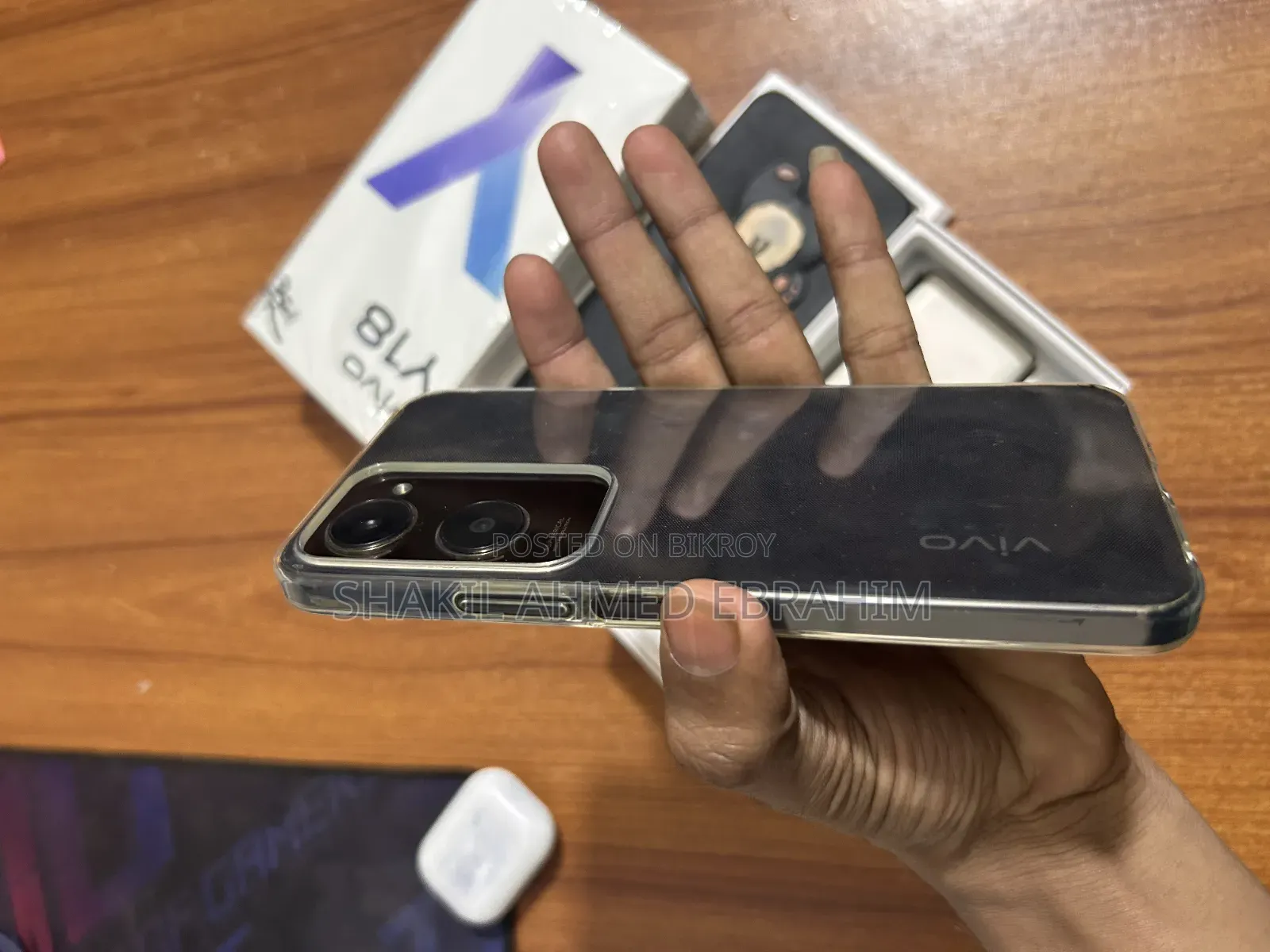 Vivo Y18 128 GB Red