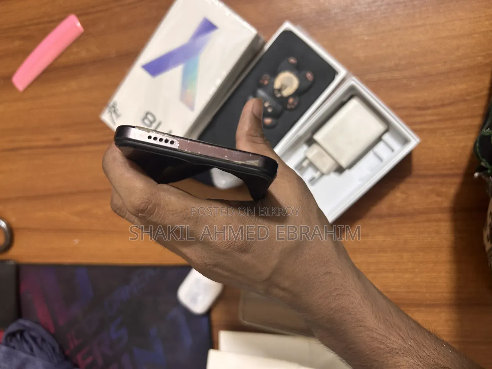 Vivo Y18 128 GB Red