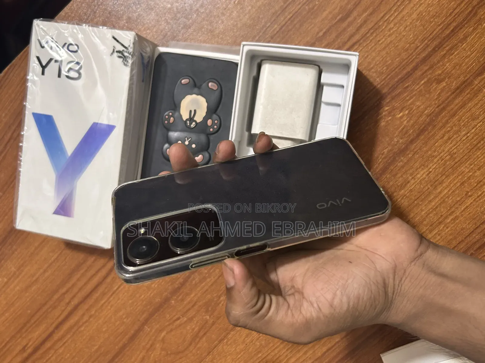 Vivo Y18 128 GB Red