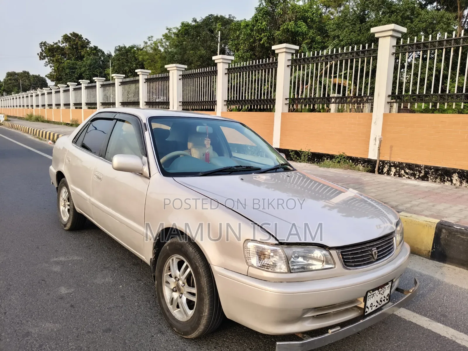 Toyota Corolla Automatic 1999 Pearl