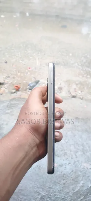 Infinix 4 GB Rose Gold