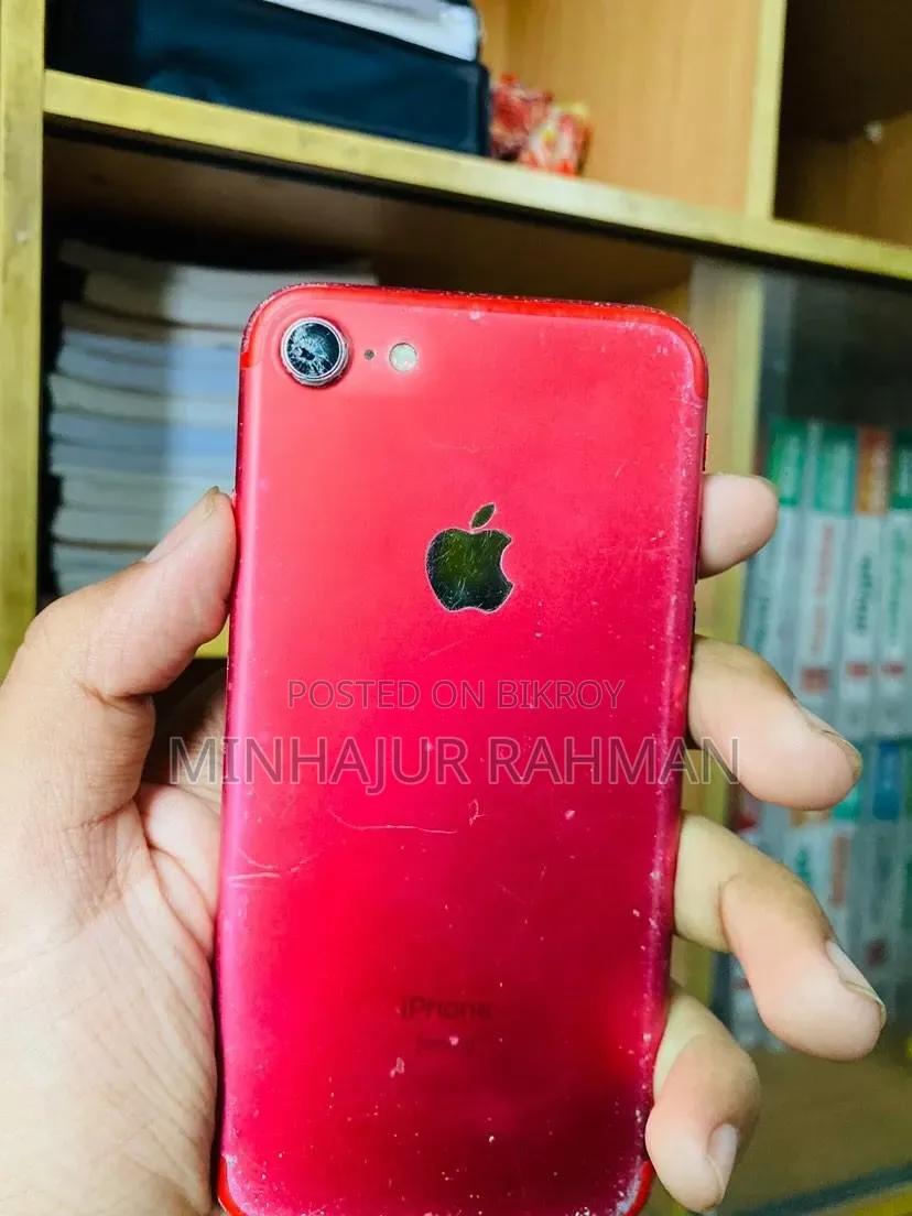 Apple iPhone 7 128 GB Red
