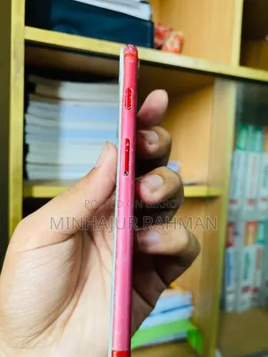 Apple iPhone 7 128 GB Red