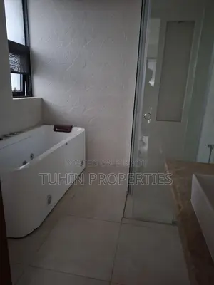 3bdrm Apartment in Baridhara for Rent