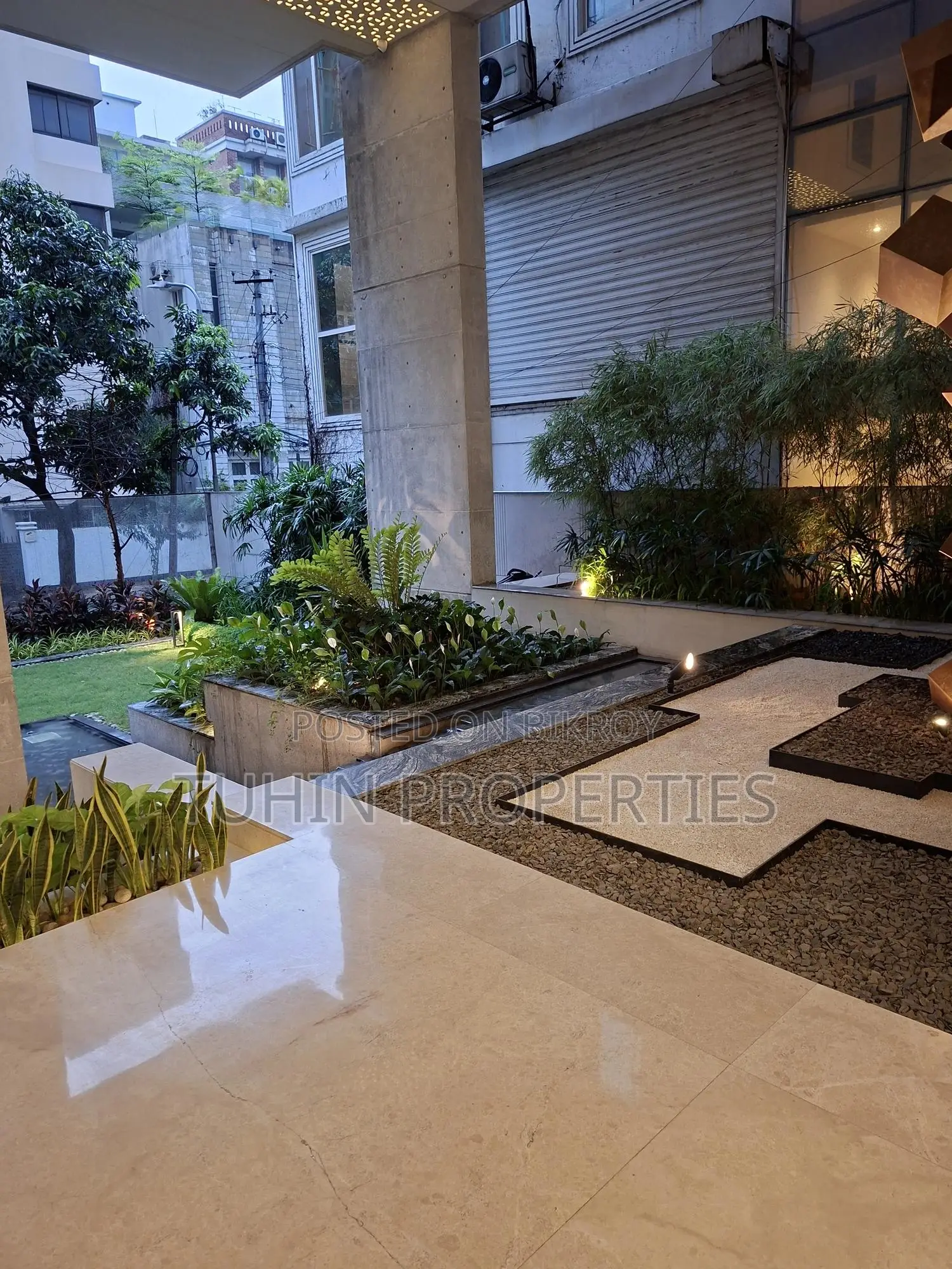 3bdrm Apartment in Baridhara for Rent