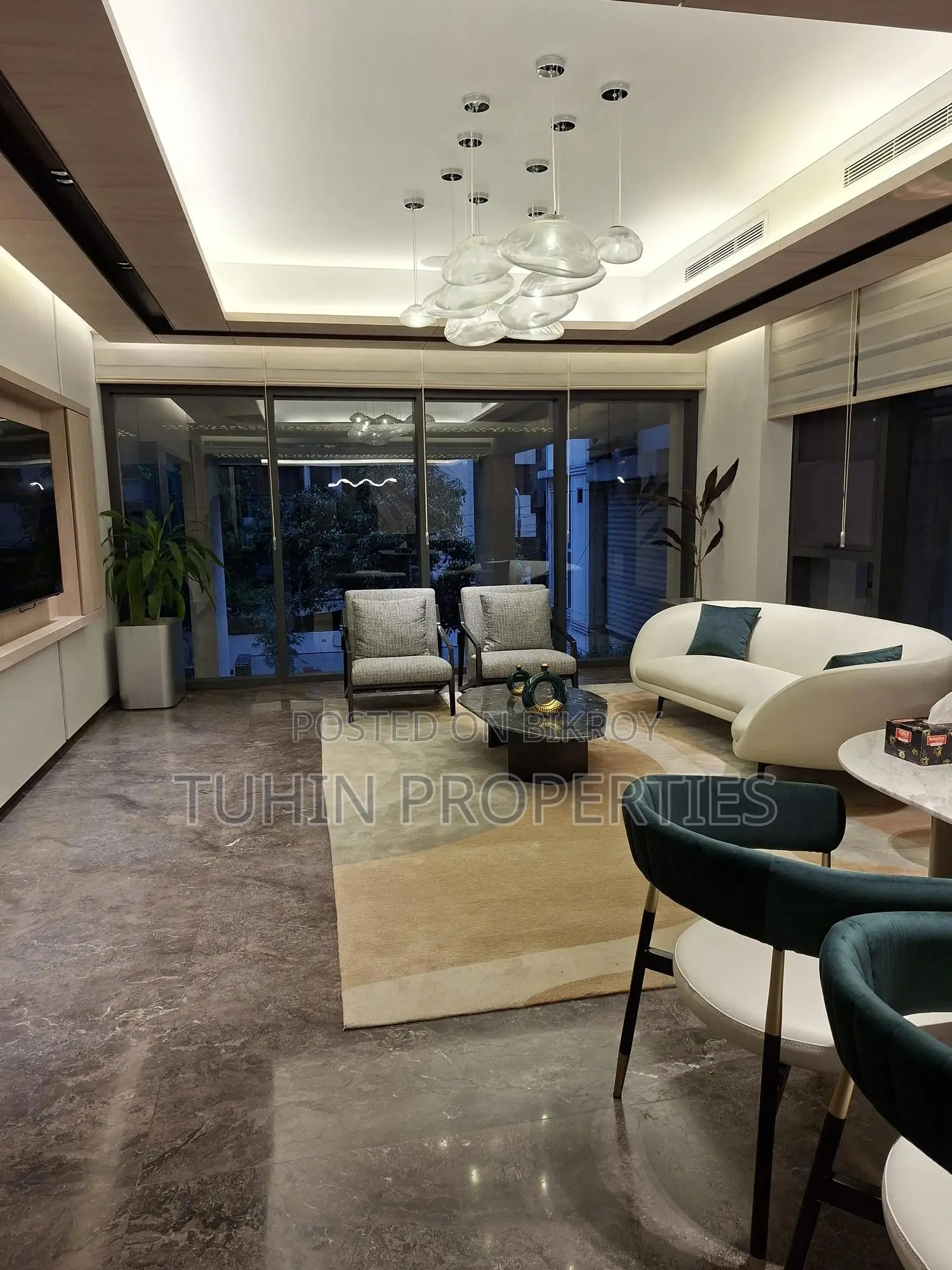 3bdrm Apartment in Baridhara for Rent