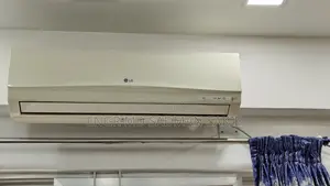 LG ১ টন স্প্লিট এসি ১৩০০ ওয়াট