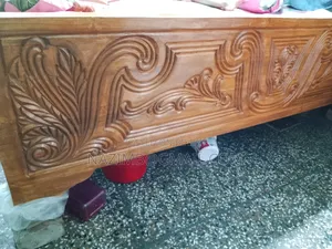 Akashmoni Wood Solid Wood Bed 6/7 Feet
