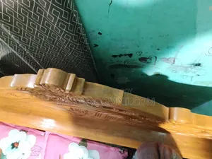 Akashmoni Wood Solid Wood Bed 6/7 Feet
