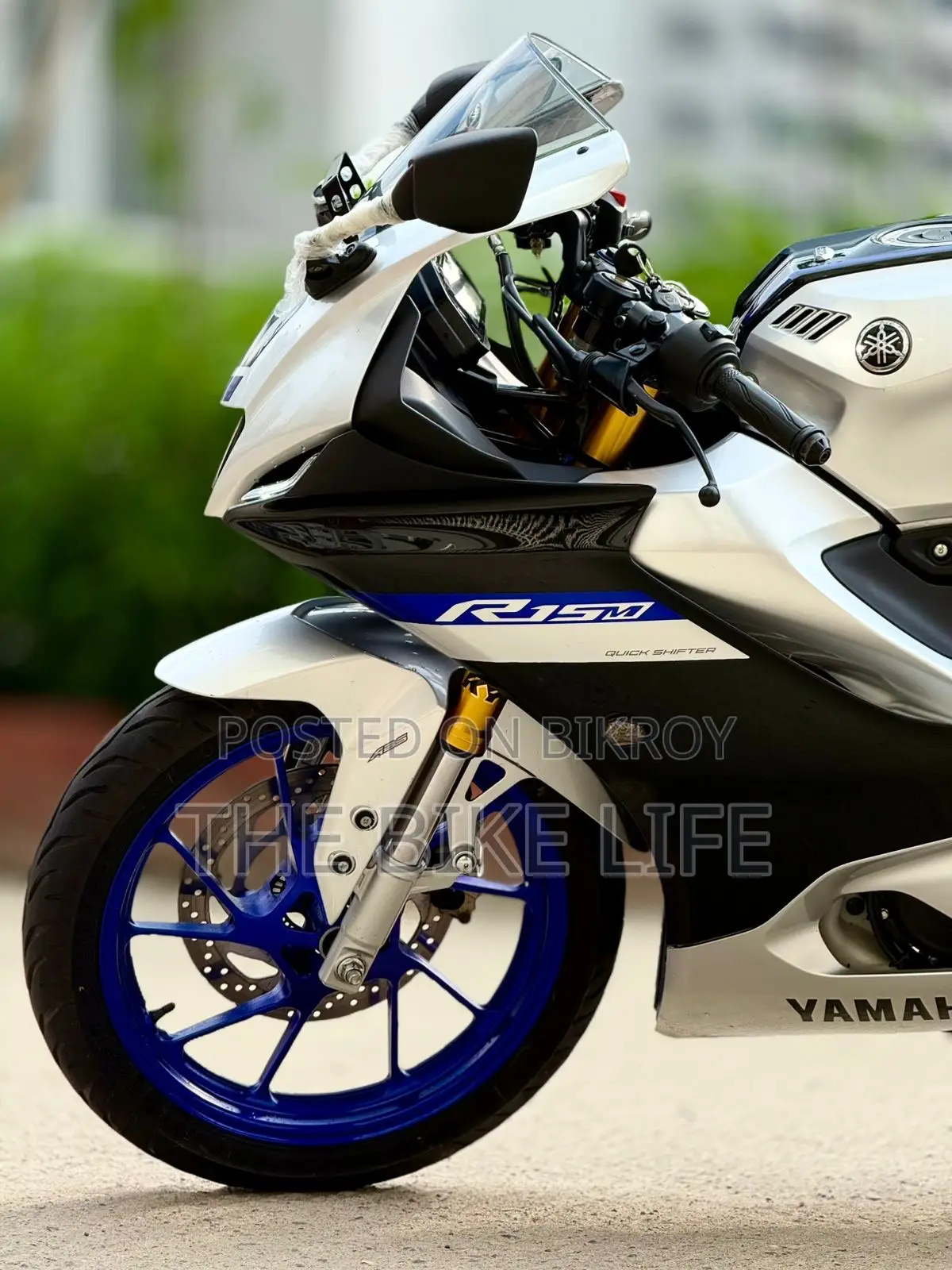 Yamaha YZF-R 2025 Silver