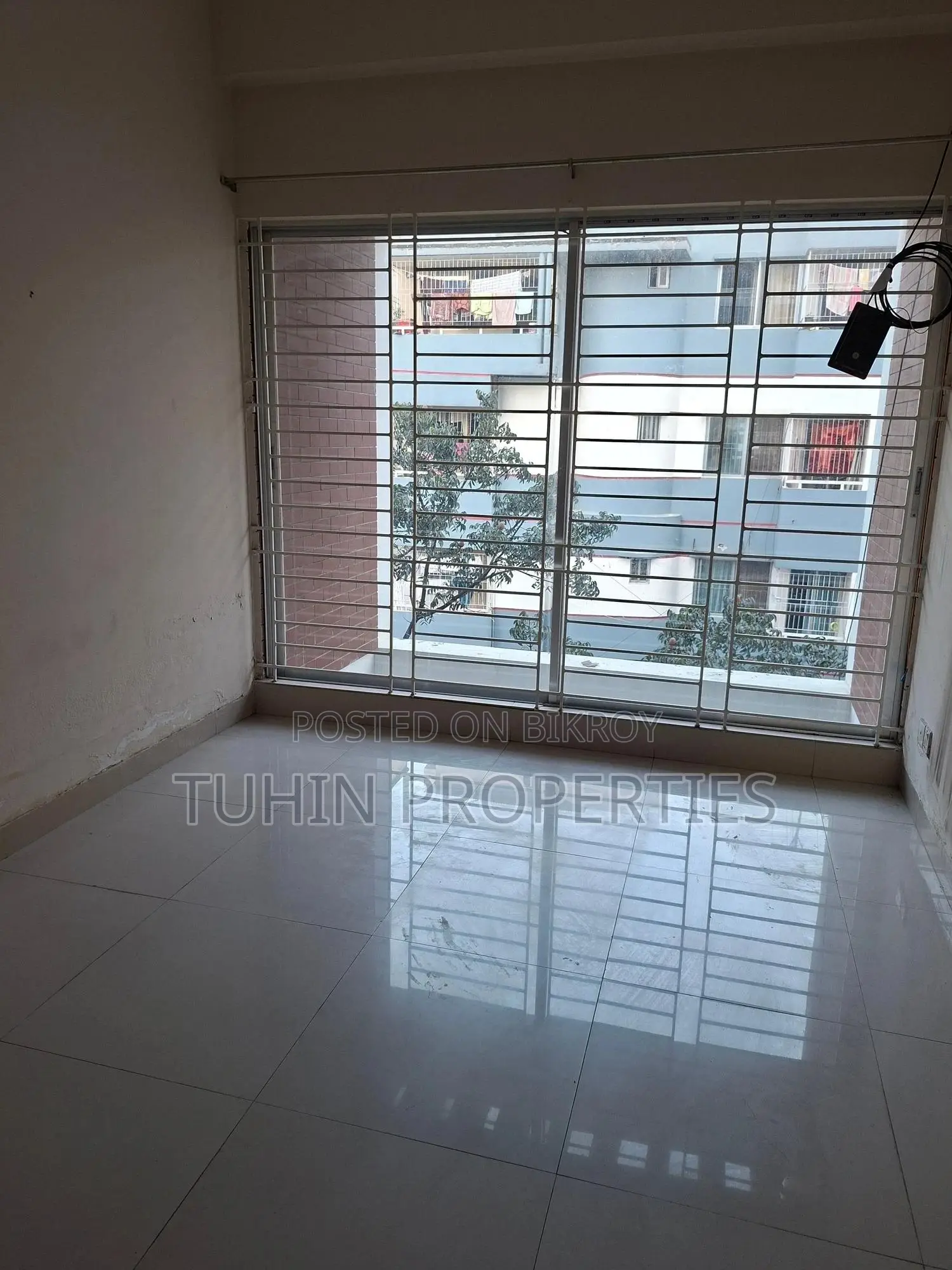 4bdrm Apartment in Uttara for Sale