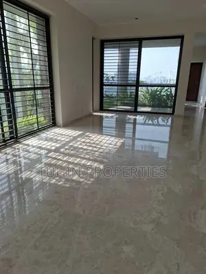 4bdrm Apartment in Gulshan for Sale