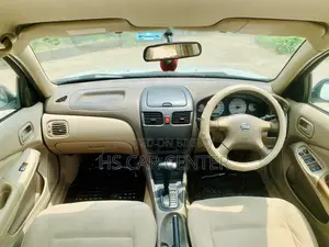 Nissan Sunny 2005 Pearl