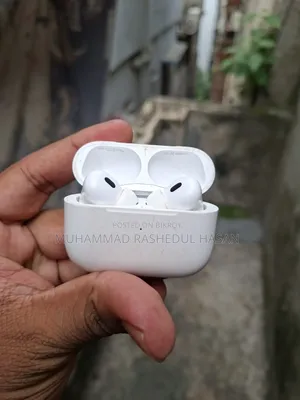 Apple Airpods Pro (2nd Generation) Magsafe Charging Case