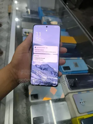 New Oppo Reno9 256 GB Gold