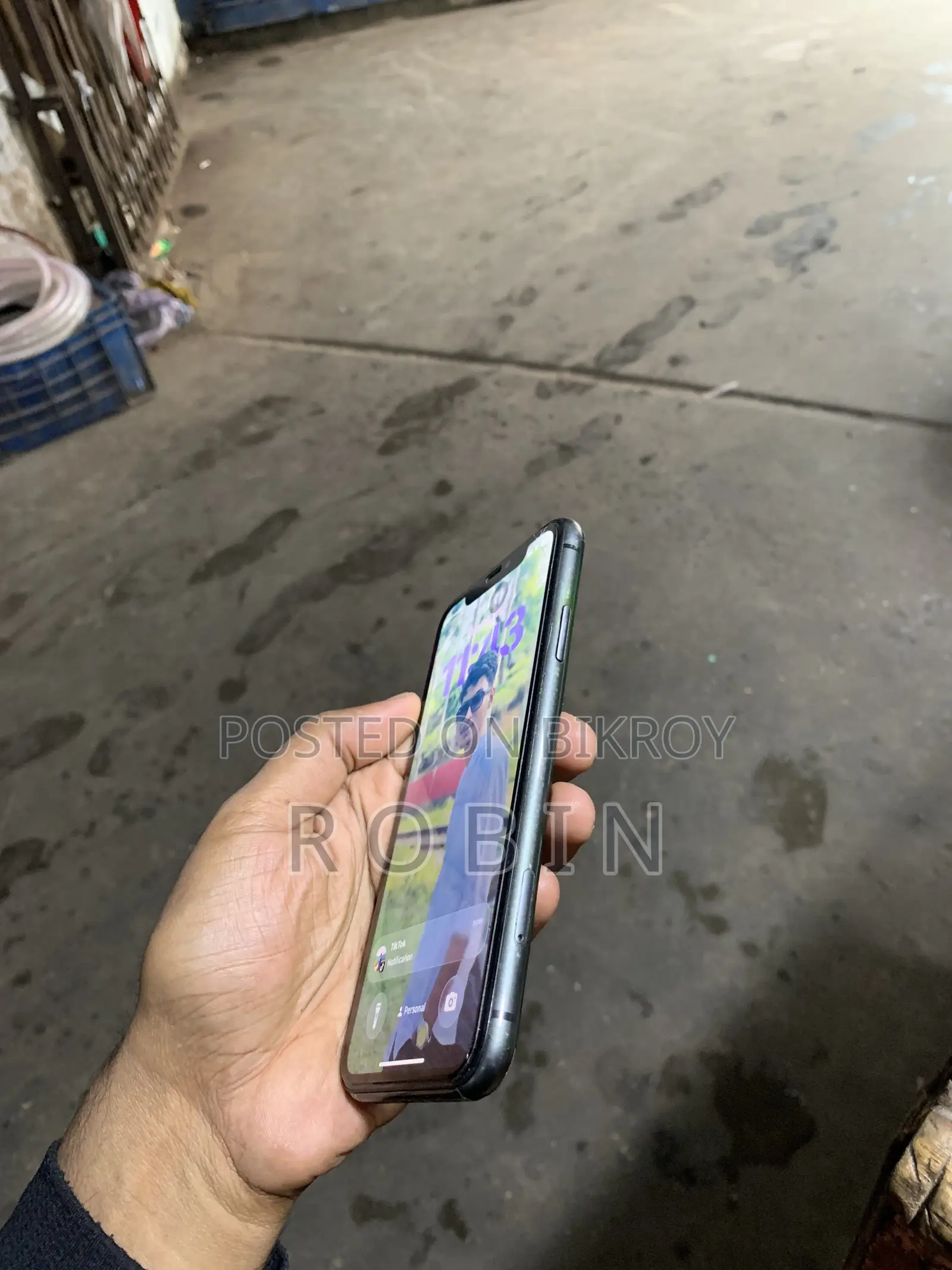 Apple iPhone 11 64 GB Black