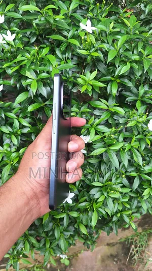 New iQOO 256 GB Black