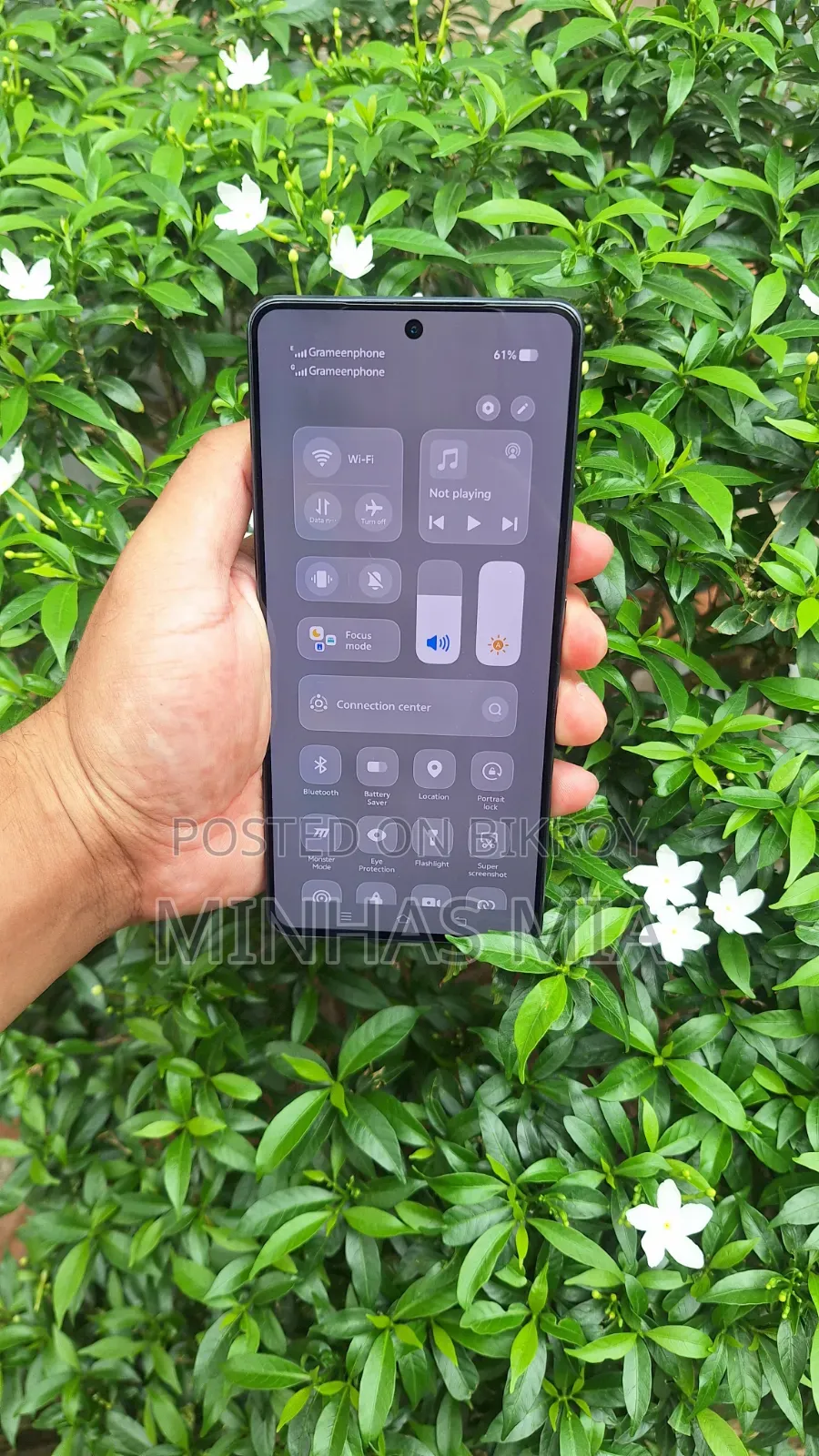New iQOO 256 GB Black