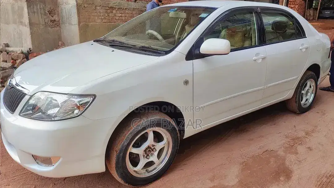 Toyota Corolla 2004 White