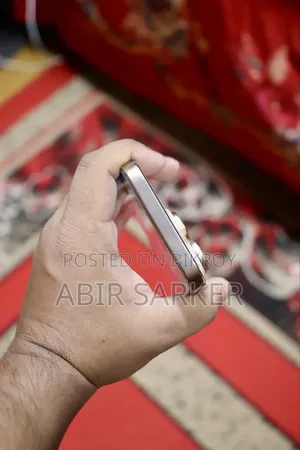 New Apple iPhone 16 Pro 256 GB Rose Gold