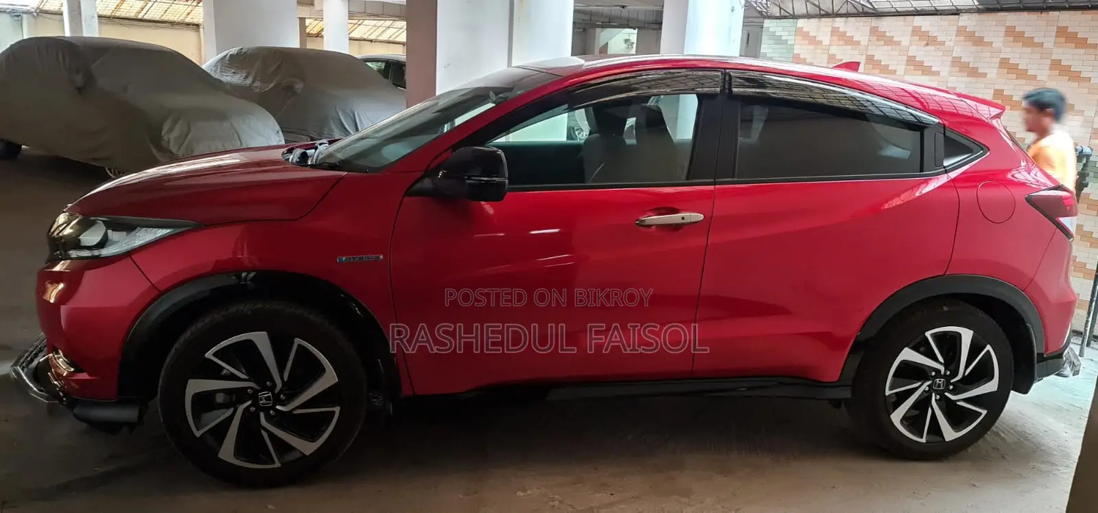 Honda Vezel 1.5 Hybrid 2WD 2017 Red