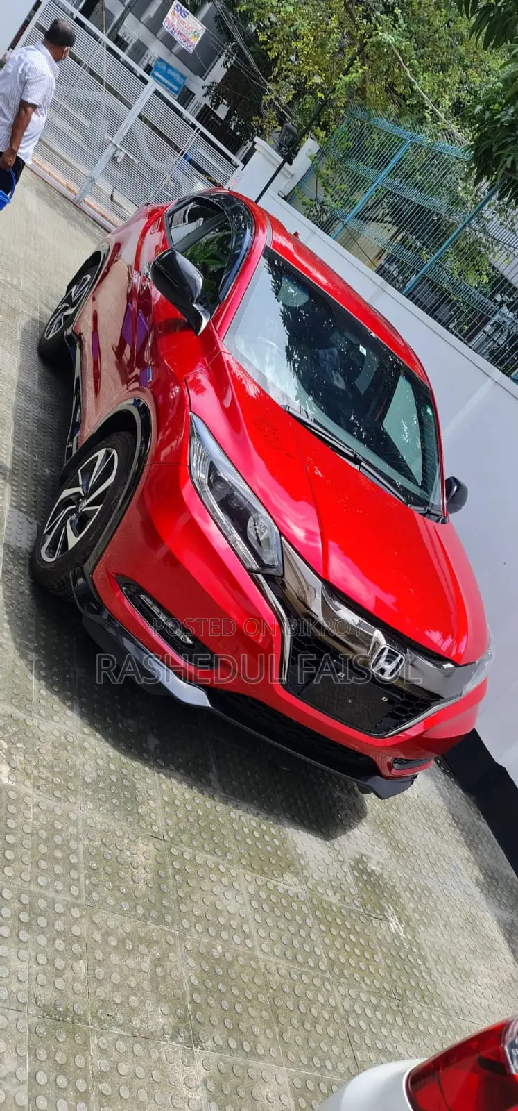 Honda Vezel 1.5 Hybrid 2WD 2017 Red