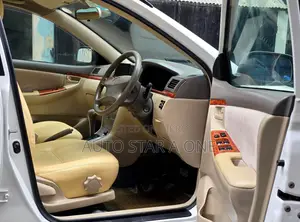 Toyota Corolla 2005 White