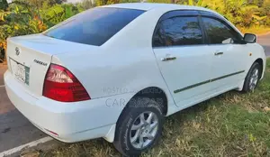 Toyota Corolla 2004 White