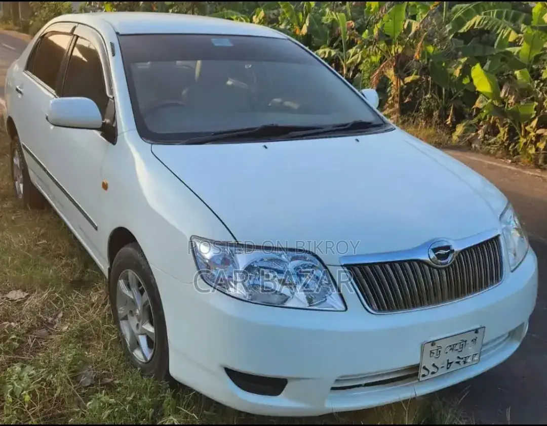 Toyota Corolla 2004 White