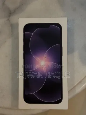 New Apple iPhone 17e 256 GB Black