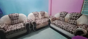 Attractive Sofa Set for Sale