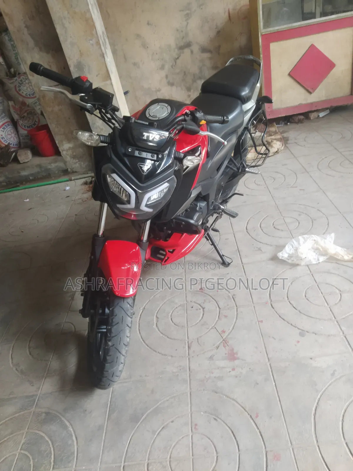 TVS Raider 125 2024 Red