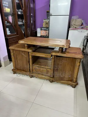 আকাশি কাঠের তৈরি টিভি ট্রলি