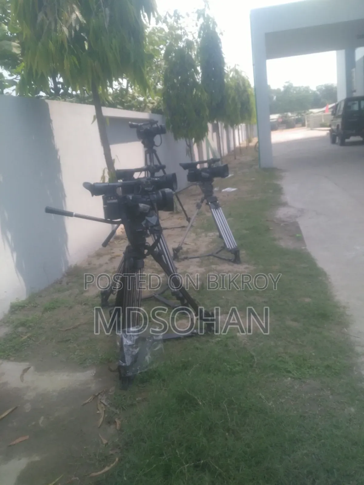 Urgent Sale: Panasonic P2 Camera and Libec LX7 Tripod Full Setup Combo!