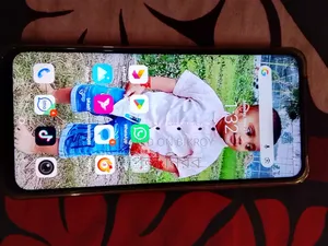 New Vivo Y21 128 GB Red
