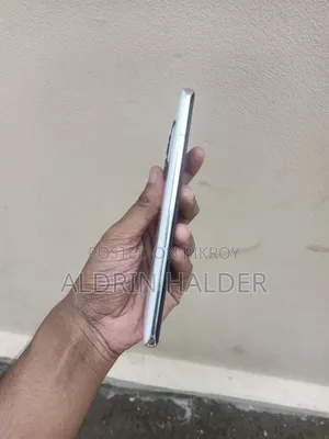 ওয়ানপ্লাস ১০ প্রো ৫১২ জিবি হোয়াইট