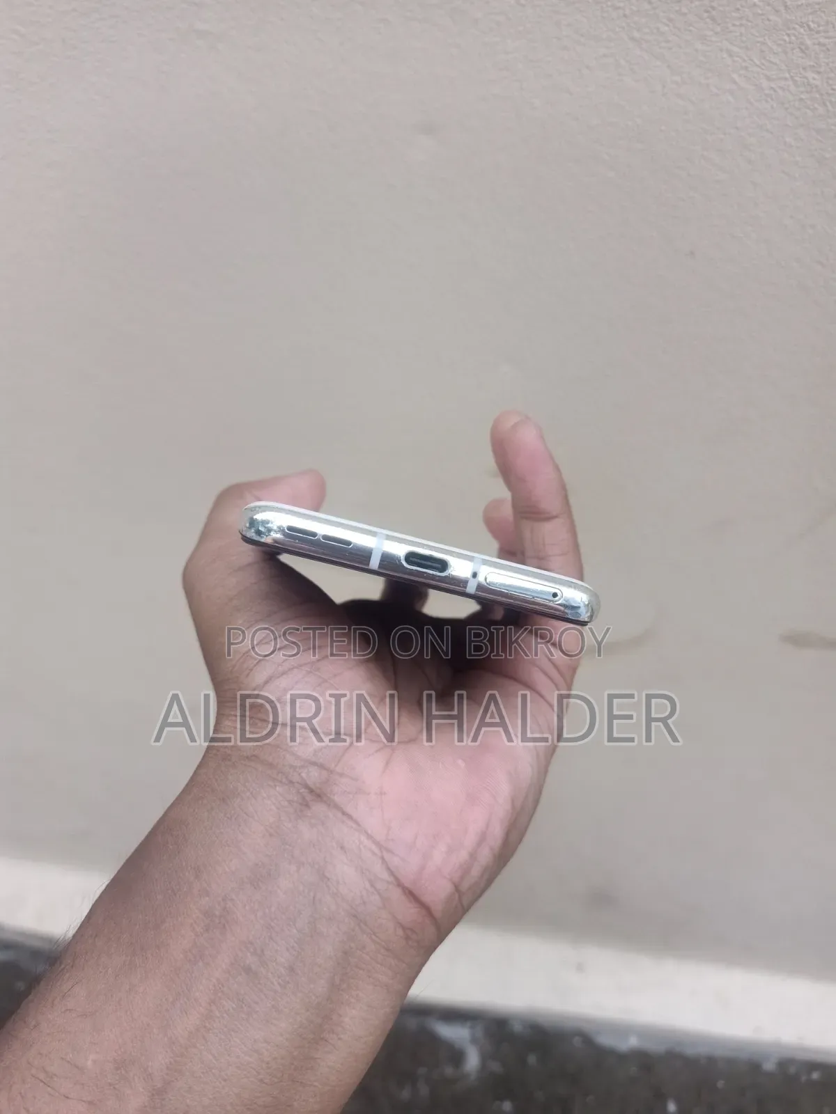 ওয়ানপ্লাস ১০ প্রো ৫১২ জিবি হোয়াইট
