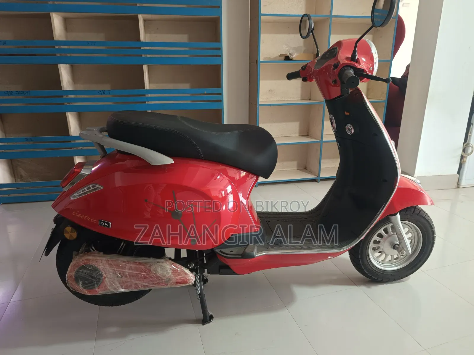 Vespa 100 Sport 2026 Red