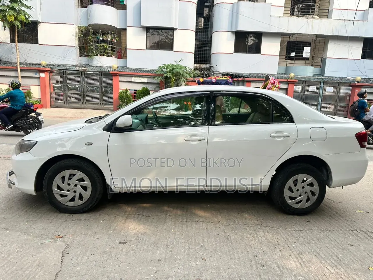 Toyota Axio 2011 White