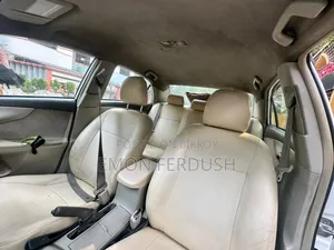 Toyota Axio 2011 White