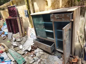 Steel Glass Showcase