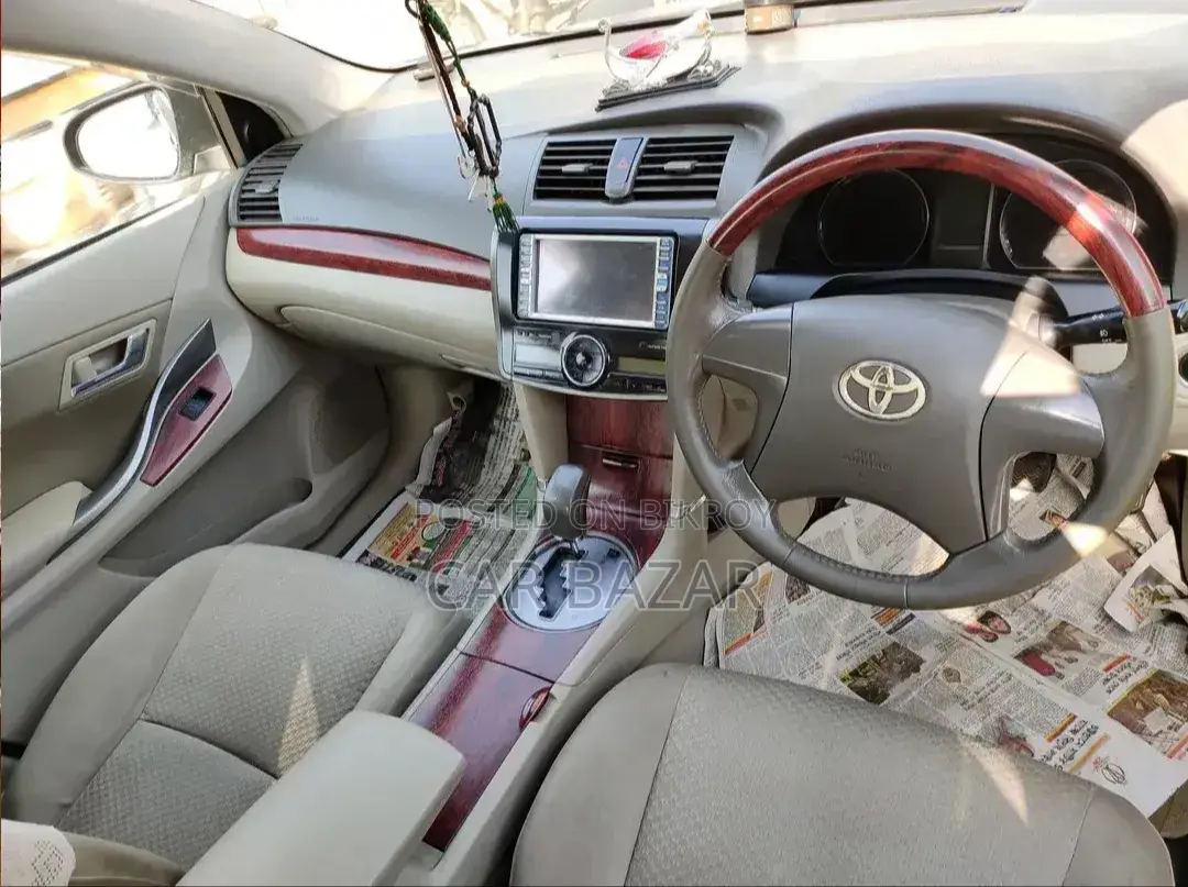Toyota Premio 1.5 Front Wheel Drive 2010 Silver