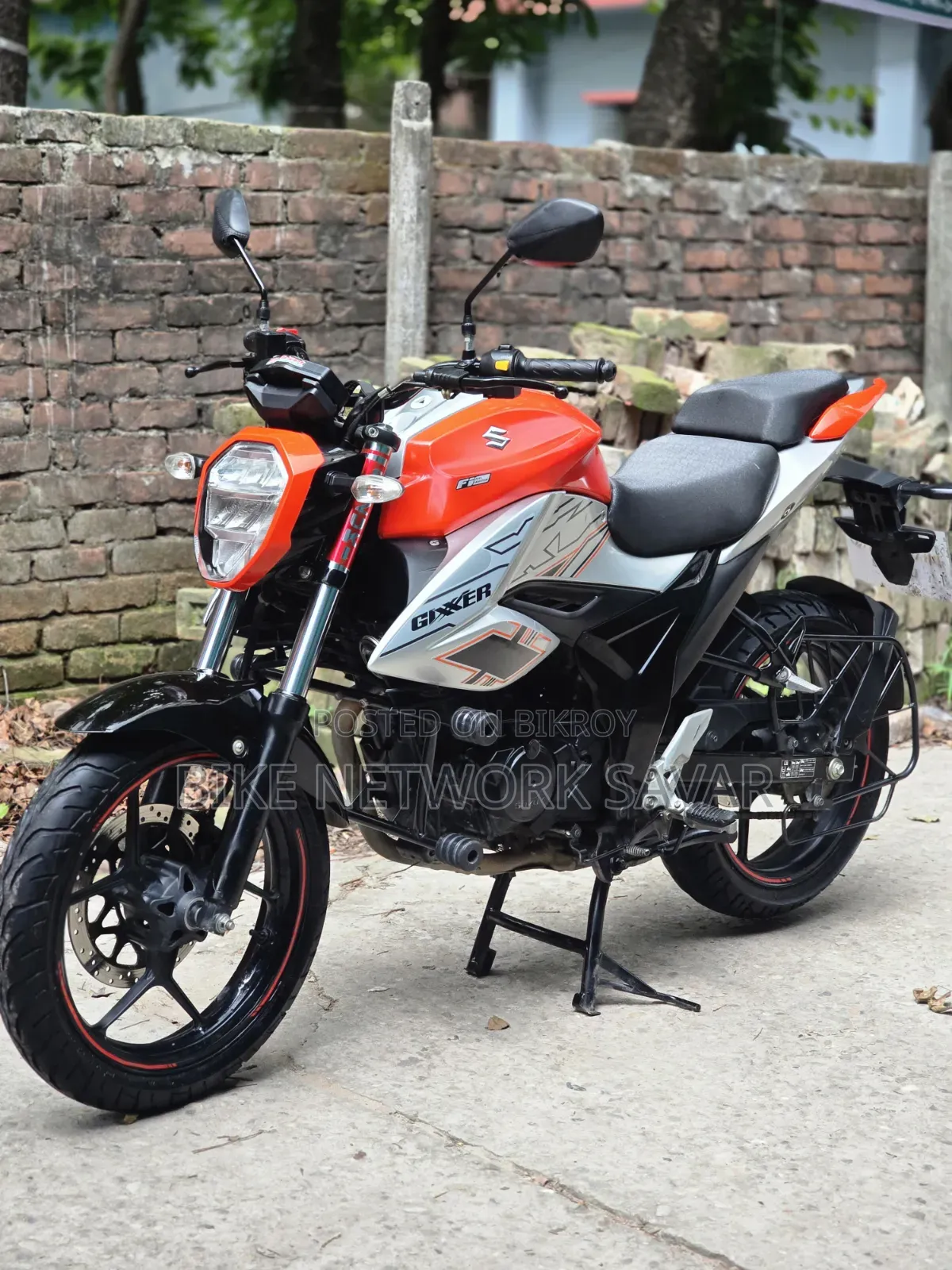 Suzuki Gixxer Fi ABS 2024 Orange