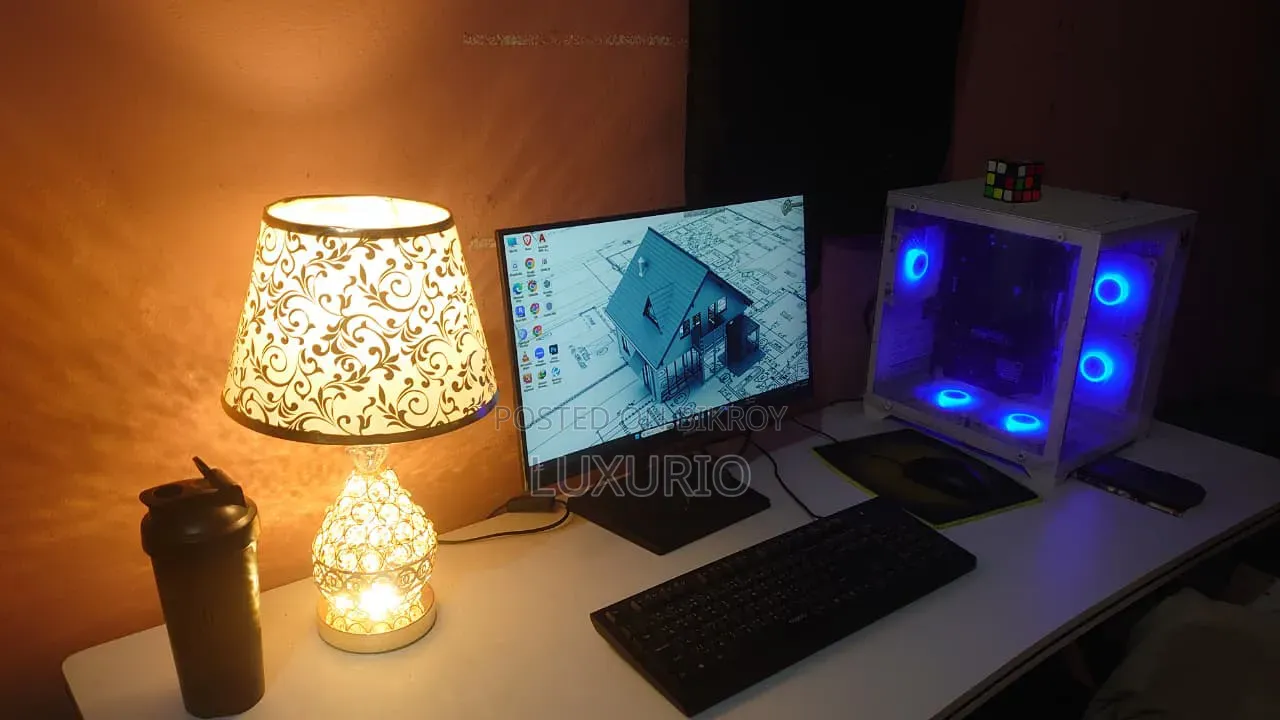 European Style Luxury Table Lamp