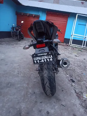Yamaha 2022 Black