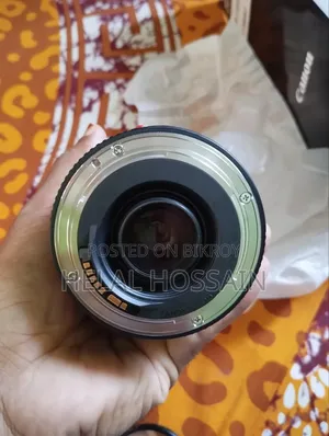75/300 Zoom Lens
