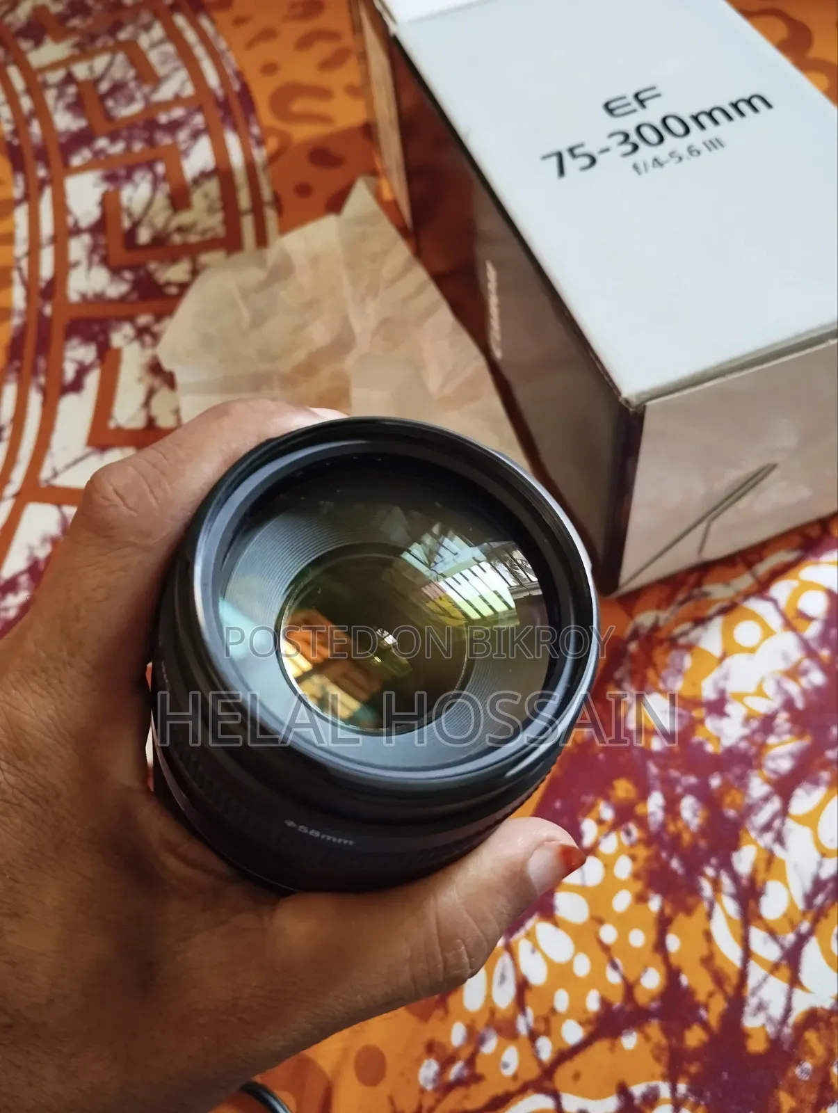 75/300 Zoom Lens