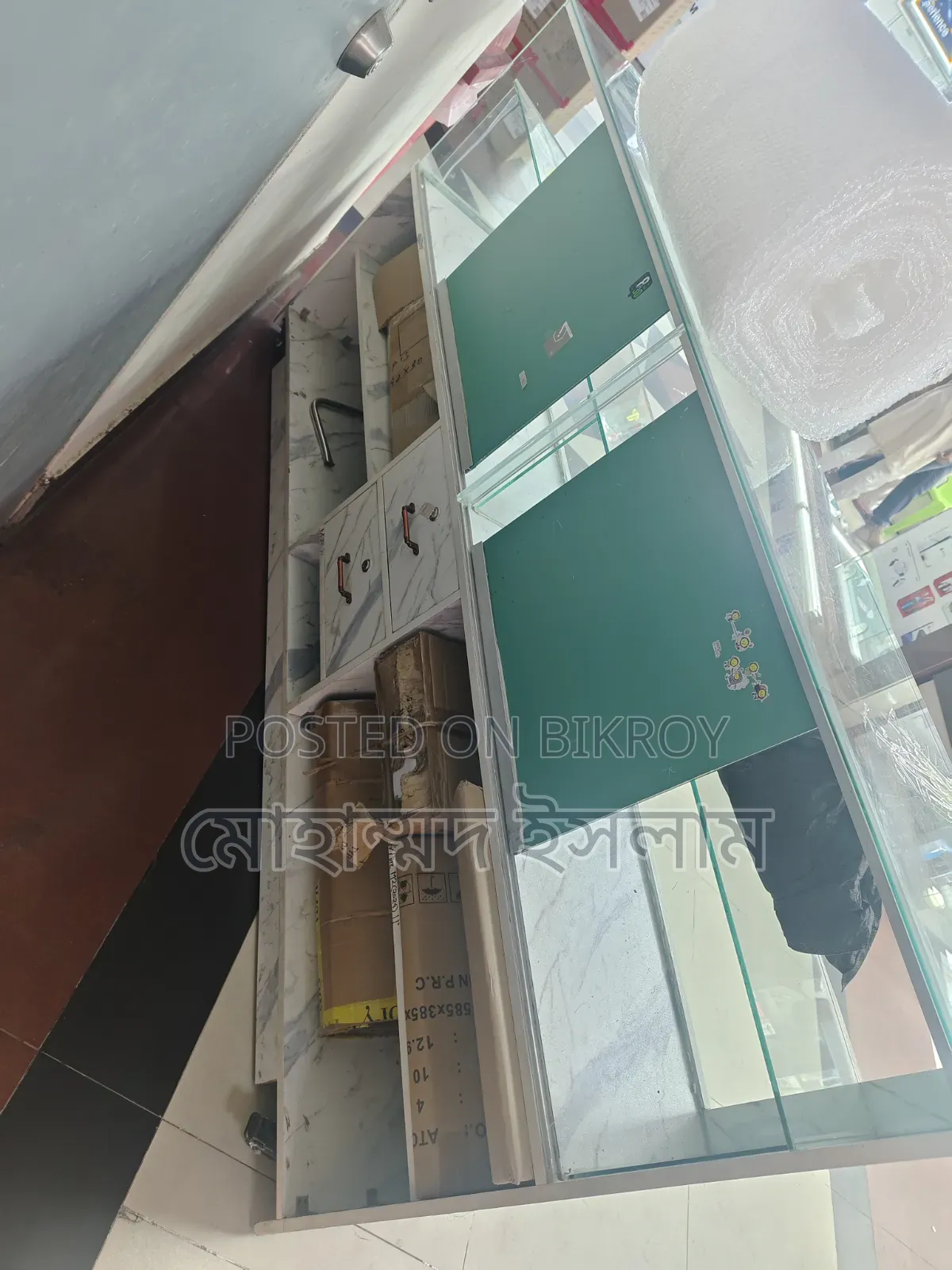 Shop Counter (Bashundhara City)