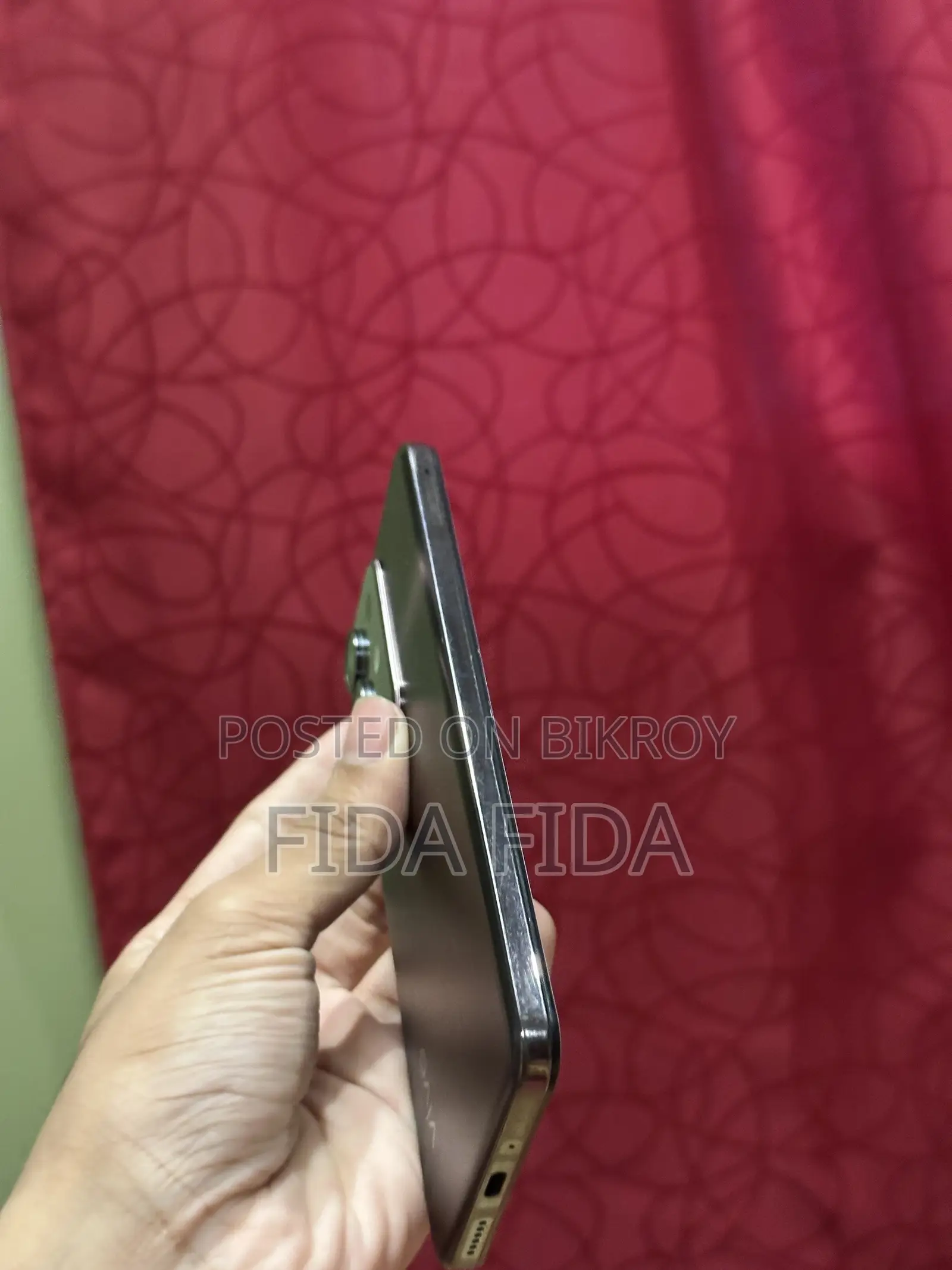 Vivo Y29 128 GB Bronze