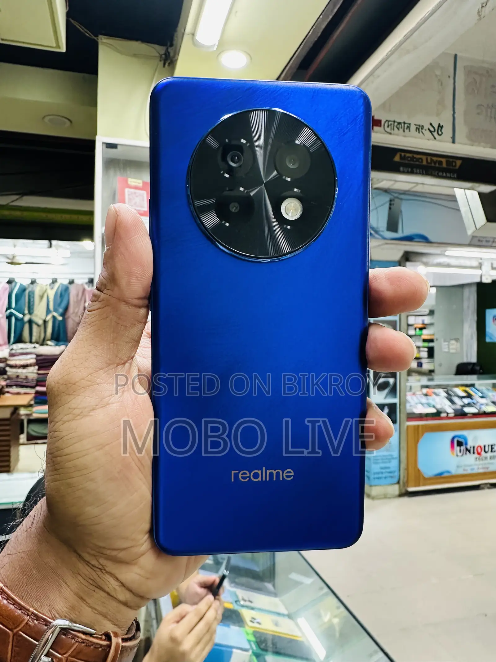 Realme 128 GB Blue